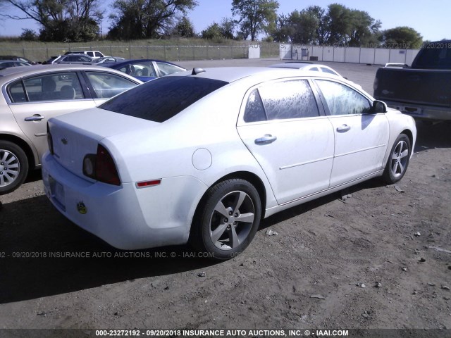 1G1ZC5E00CF382285 - 2012 CHEVROLET MALIBU 1LT თეთრი ფოტო 4