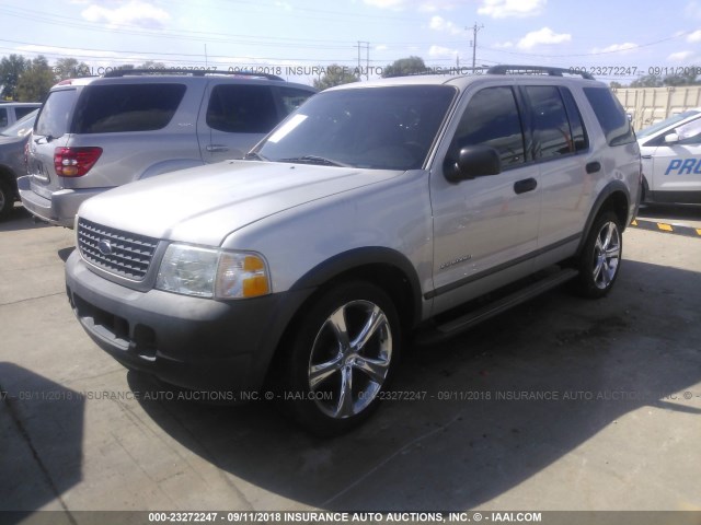 1FMZU62K84ZB30635 - 2004 FORD EXPLORER XLS/XLS SPORT SILVER photo 2