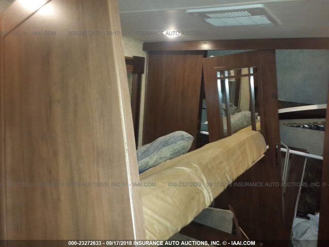 4X4FSAN2XGJ032604 - 2016 FOREST RIVER OTHER  米色 照片 5