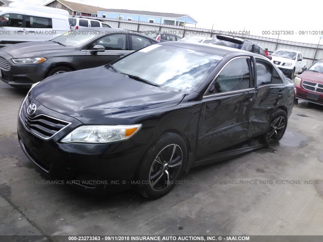 4T4BF3EK7AR067662 - 2010 TOYOTA CAMRY SE/LE/XLE BLACK photo 2