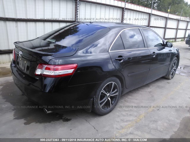 4T4BF3EK7AR067662 - 2010 TOYOTA CAMRY SE/LE/XLE BLACK photo 4