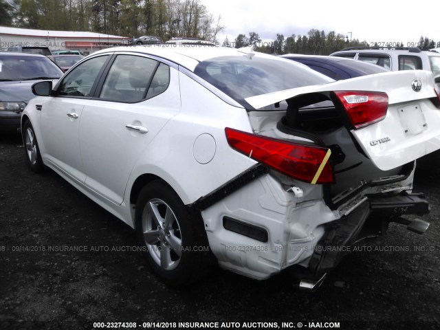 KNAGM4A77F5651821 - 2015 KIA OPTIMA LX WHITE photo 3