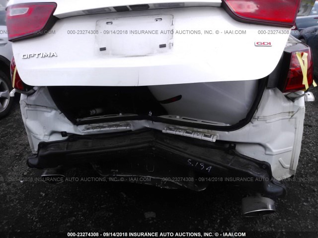 KNAGM4A77F5651821 - 2015 KIA OPTIMA LX WHITE photo 6