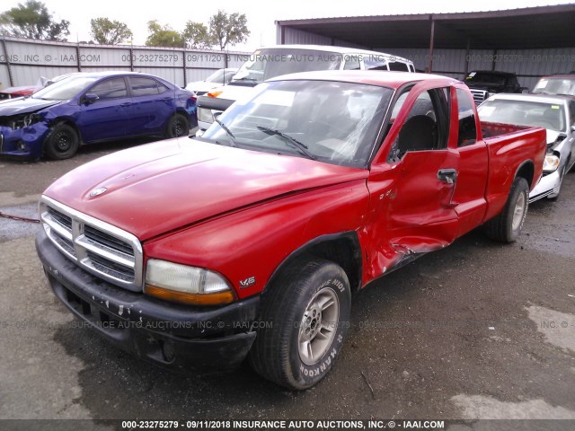 1B7GL22X0XS233175 - 1999 DODGE DAKOTA RED photo 2