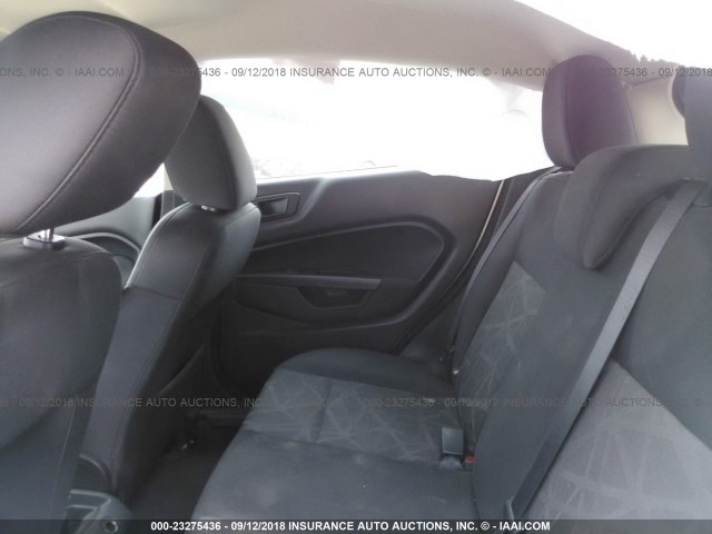 3FADP4EJXBM129598 - 2011 FORD FIESTA SE SILVER photo 8