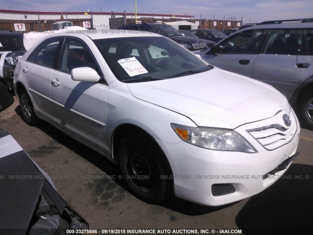 4T4BF3EK5AR055865 - 2010 TOYOTA CAMRY SE/LE/XLE WHITE photo 1