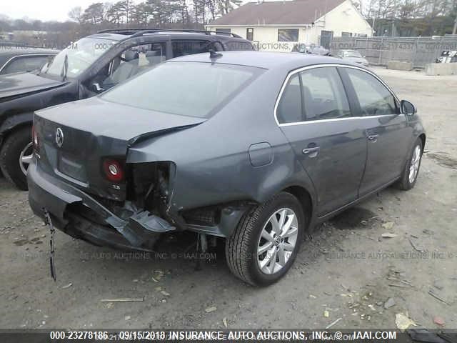 3VWRZ7AJ9AM032244 - 2010 VOLKSWAGEN JETTA SE/SEL GRAY photo 4