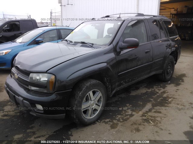 1GNDT13S652151133 - 2005 CHEVROLET TRAILBLAZER LS/LT BLACK photo 2