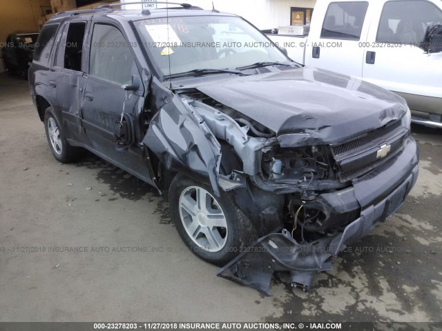 1GNDT13S652151133 - 2005 CHEVROLET TRAILBLAZER LS/LT BLACK photo 6