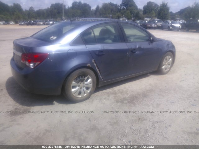 1G1PA5SH2D7113725 - 2013 CHEVROLET CRUZE LS BLUE photo 4