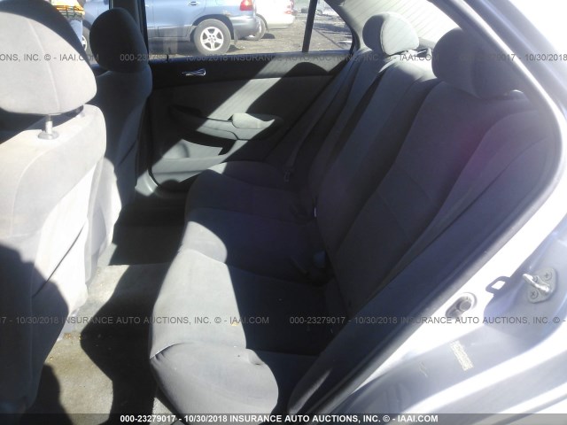 1HGCM56167A147525 - 2007 HONDA ACCORD VALUE SILVER photo 8