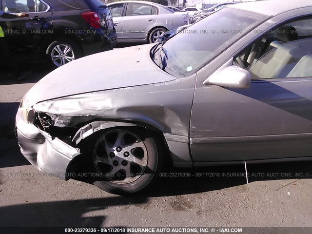 JT2BG22KXY0402854 - 2000 TOYOTA CAMRY CE/LE/XLE TAN photo 6