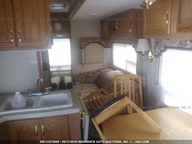 1C932FN016A025053 - 2006 HITCHHIKER CUSTOM CAMPERS  CREAM photo 5