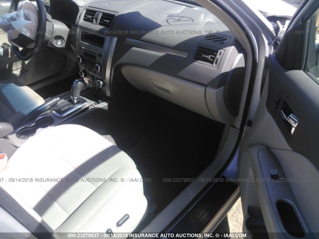 3FADP0L38CR167378 - 2012 FORD FUSION HYBRID SILVER photo 5