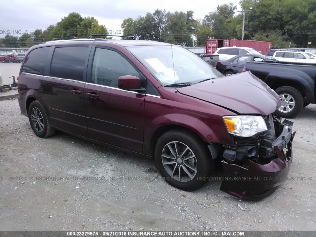 2C4RDGCG3HR567253 - 2017 DODGE GRAND CARAVAN SXT RED photo 1