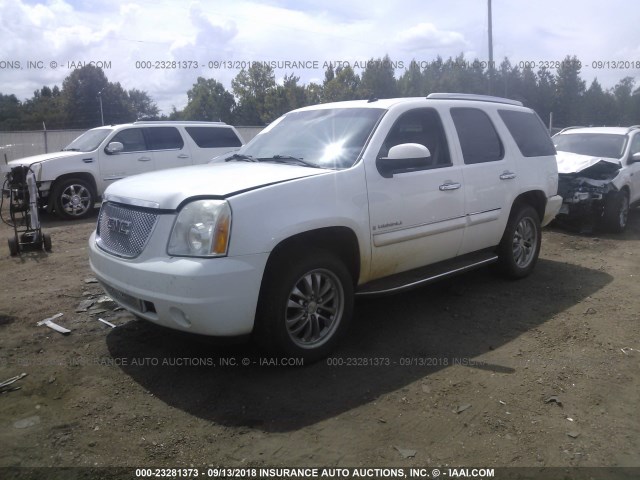 1GKFK63887J299190 - 2007 GMC YUKON DENALI WHITE photo 2