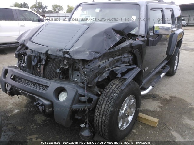 5GTDN136X68155862 - 2006 HUMMER H3 BLACK photo 2