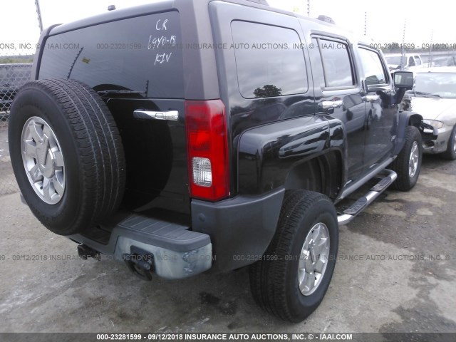 5GTDN136X68155862 - 2006 HUMMER H3 BLACK photo 4