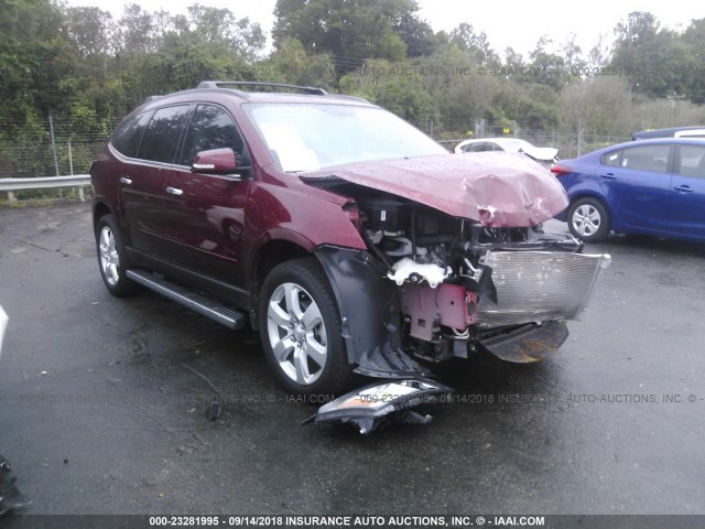 1GNKRGKD8HJ230471 - 2017 CHEVROLET TRAVERSE LT RED photo 1