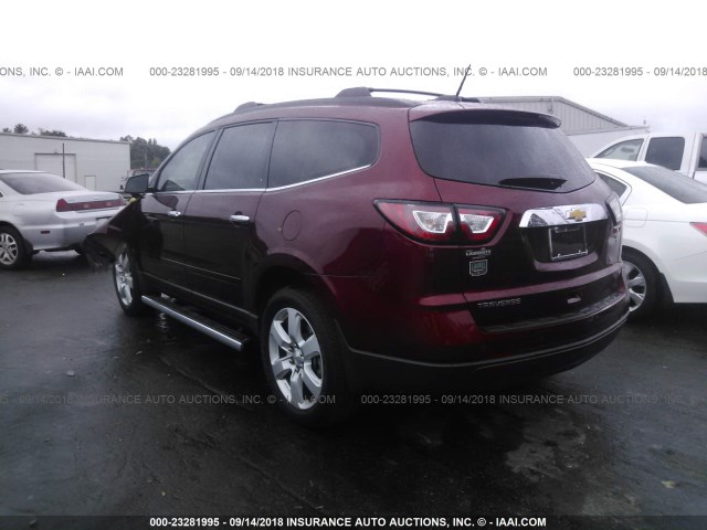 1GNKRGKD8HJ230471 - 2017 CHEVROLET TRAVERSE LT RED photo 3