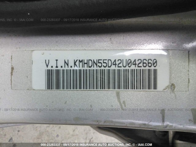 KMHDN55D42U042660 - 2002 HYUNDAI ELANTRA GLS/GT SILVER photo 9