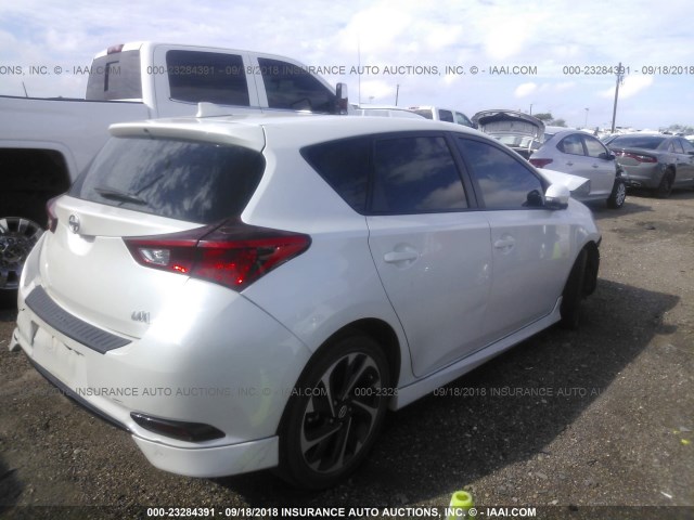 JTNKARJEXGJ506553 - 2016 TOYOTA SCION IM WHITE photo 4