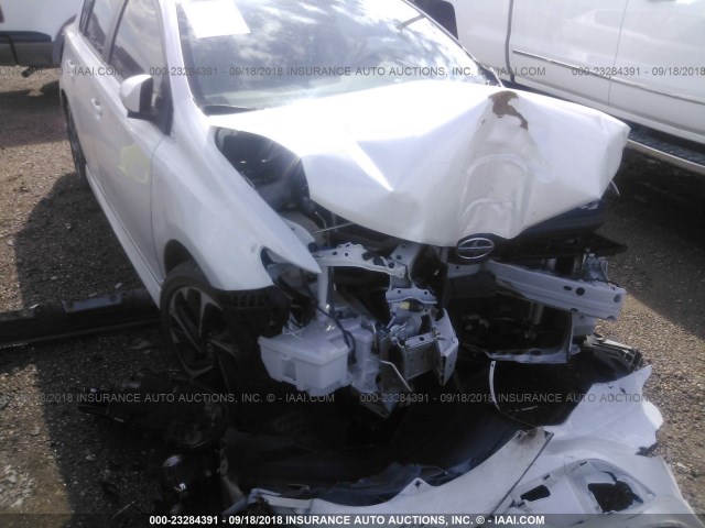 JTNKARJEXGJ506553 - 2016 TOYOTA SCION IM WHITE photo 6