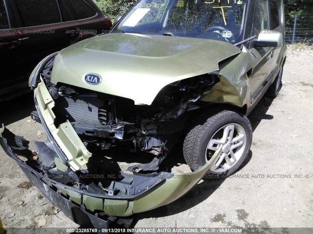 KNDJT2A29A7033921 - 2010 KIA SOUL +/!/SPORT GREEN photo 6