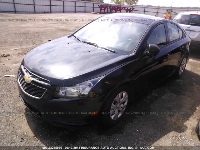 1G1PA5SH6E7436905 - 2014 CHEVROLET CRUZE LS BLACK photo 2