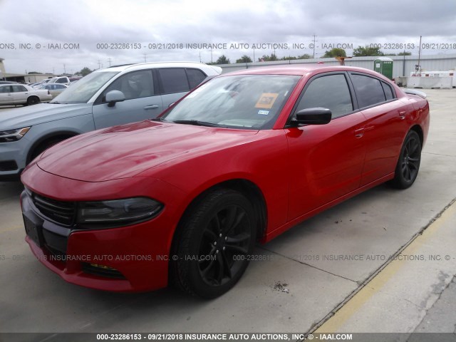 2C3CDXHG5GH139529 - 2016 DODGE CHARGER SXT RED photo 2