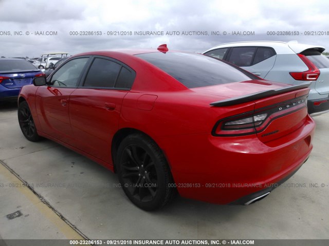 2C3CDXHG5GH139529 - 2016 DODGE CHARGER SXT RED photo 3