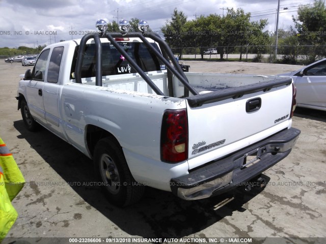 2GCEC19T731408293 - 2003 CHEVROLET SILVERADO C1500 WHITE photo 3