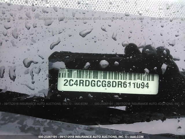 2C4RDGCG8DR611094 - 2013 DODGE GRAND CARAVAN SXT WHITE photo 9