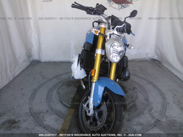 WB10A140XFZ196902 - 2015 BMW R1200 R BLUE photo 5