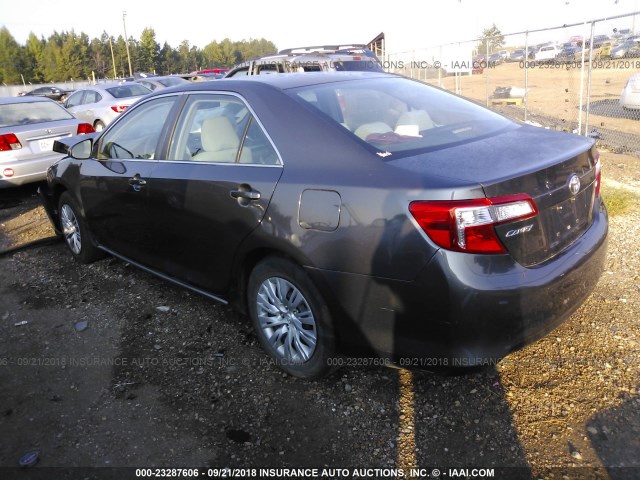 4T1BF1FK1CU051182 - 2012 TOYOTA CAMRY SE/LE/XLE GRAY photo 3