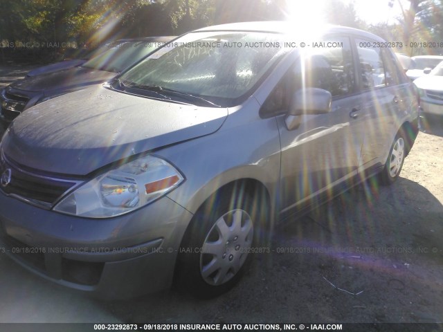 3N1BC1AP2AL425972 - 2010 NISSAN VERSA S/SL GRAY photo 2