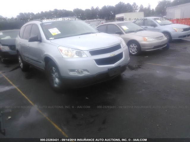 1GNKRFED9CJ327144 - 2012 CHEVROLET TRAVERSE LS SILVER photo 1