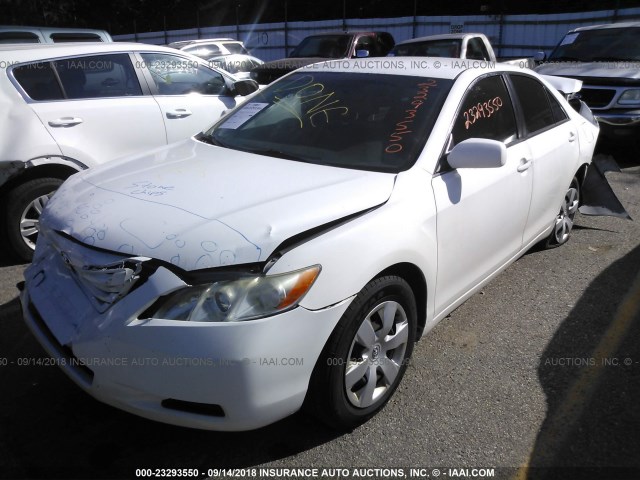 JTNBE46K173009479 - 2007 TOYOTA CAMRY NEW GENERAT CE/LE/XLE/SE WHITE photo 2