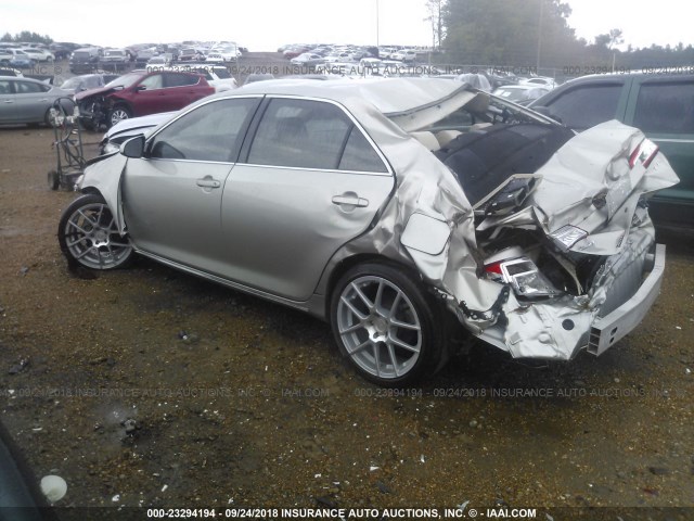 4T4BF1FK4DR321979 - 2013 TOYOTA CAMRY L/SE/LE/XLE BEIGE photo 3