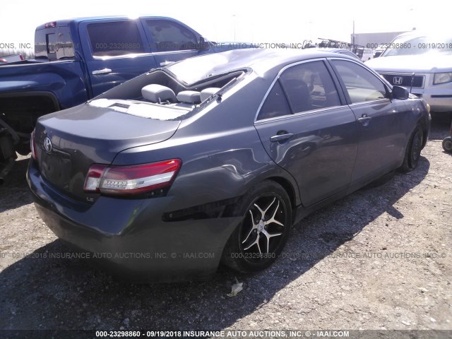 4T4BF3EK6BR170850 - 2011 TOYOTA CAMRY SE/LE/XLE GRAY photo 4