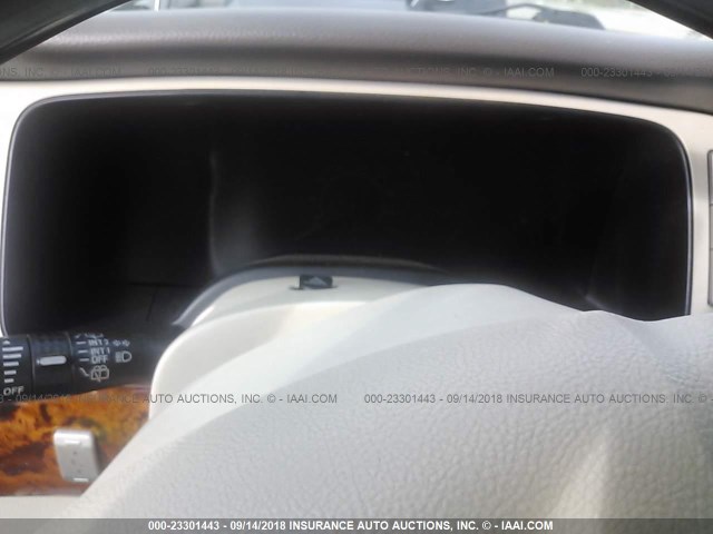 5LMFU27R94LJ20147 - 2004 LINCOLN NAVIGATOR 金色 照片 7