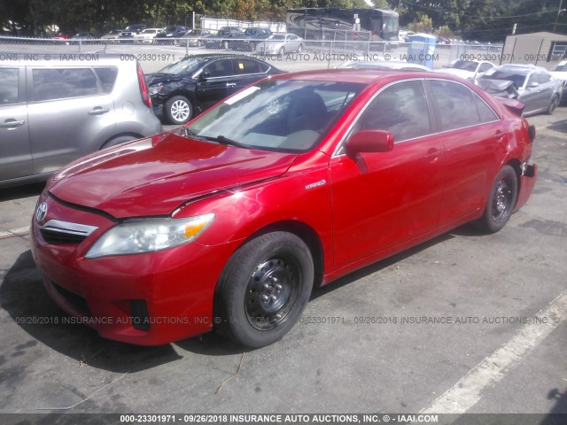 4T1BB3EKXBU142071 - 2011 TOYOTA CAMRY HYBRID RED photo 2