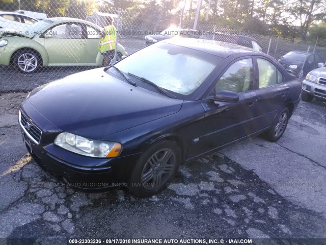 YV1RH592752450770 - 2005 VOLVO S60 2.5T BLACK photo 2