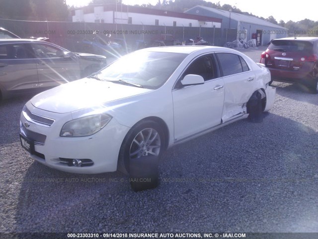 1G1ZK57789F208650 - 2009 CHEVROLET MALIBU LTZ WHITE photo 2