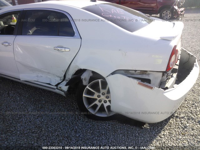 1G1ZK57789F208650 - 2009 CHEVROLET MALIBU LTZ WHITE photo 6