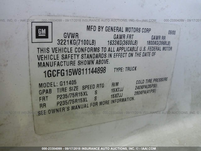 1GCFG15W811144898 - 2001 CHEVROLET EXPRESS G1500  WHITE photo 9