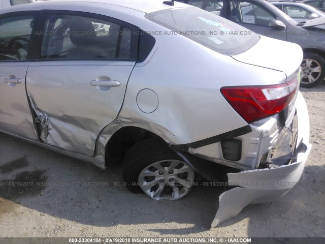 KNADM4A3XG6576009 - 2016 KIA RIO LX SILVER photo 6