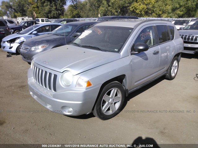 1J8FF47W47D122592 - 2007 JEEP COMPASS SILVER photo 2