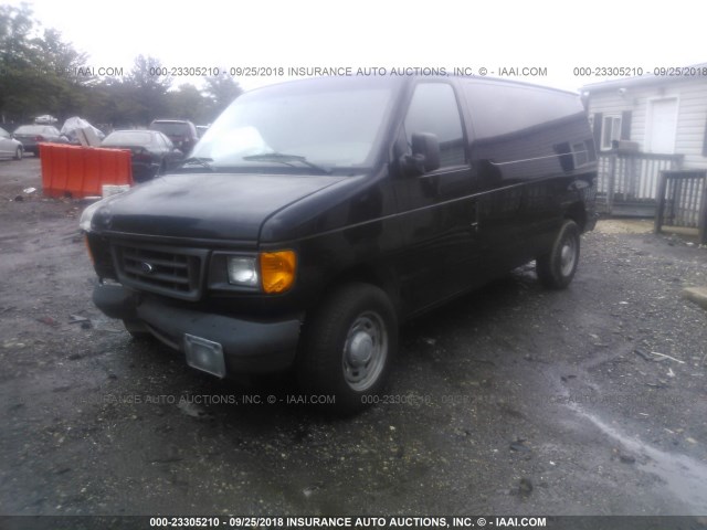 1FTRE14W55HA27510 - 2005 FORD ECONOLINE E150 VAN BLACK photo 2