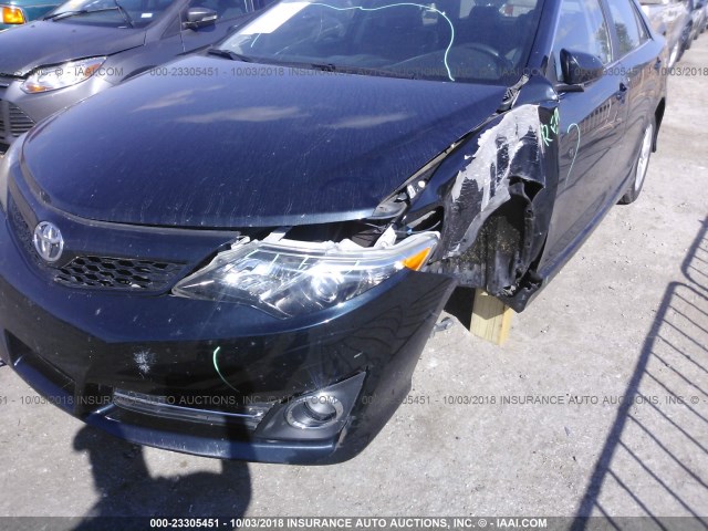 4T1BF1FK4DU287908 - 2013 TOYOTA CAMRY L/SE/LE/XLE მუქი ლურჯი ფოტო 6